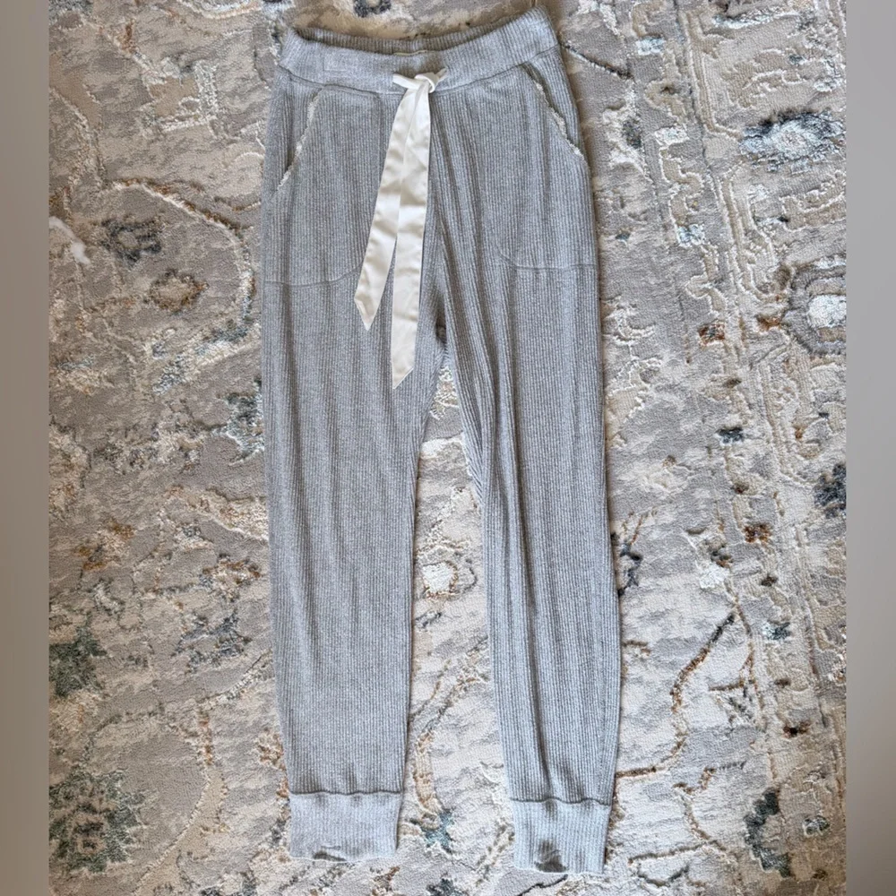 Abercrombie & Fitch soft lounge sleepwear set